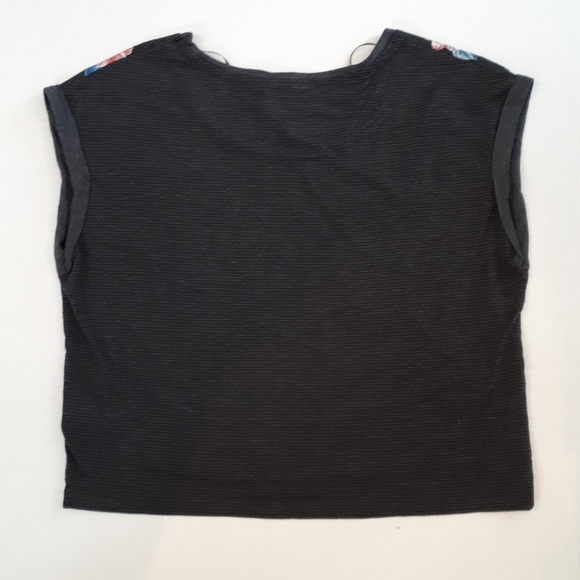 SALE!! Cuff sleeve t - Picture 4 of 8